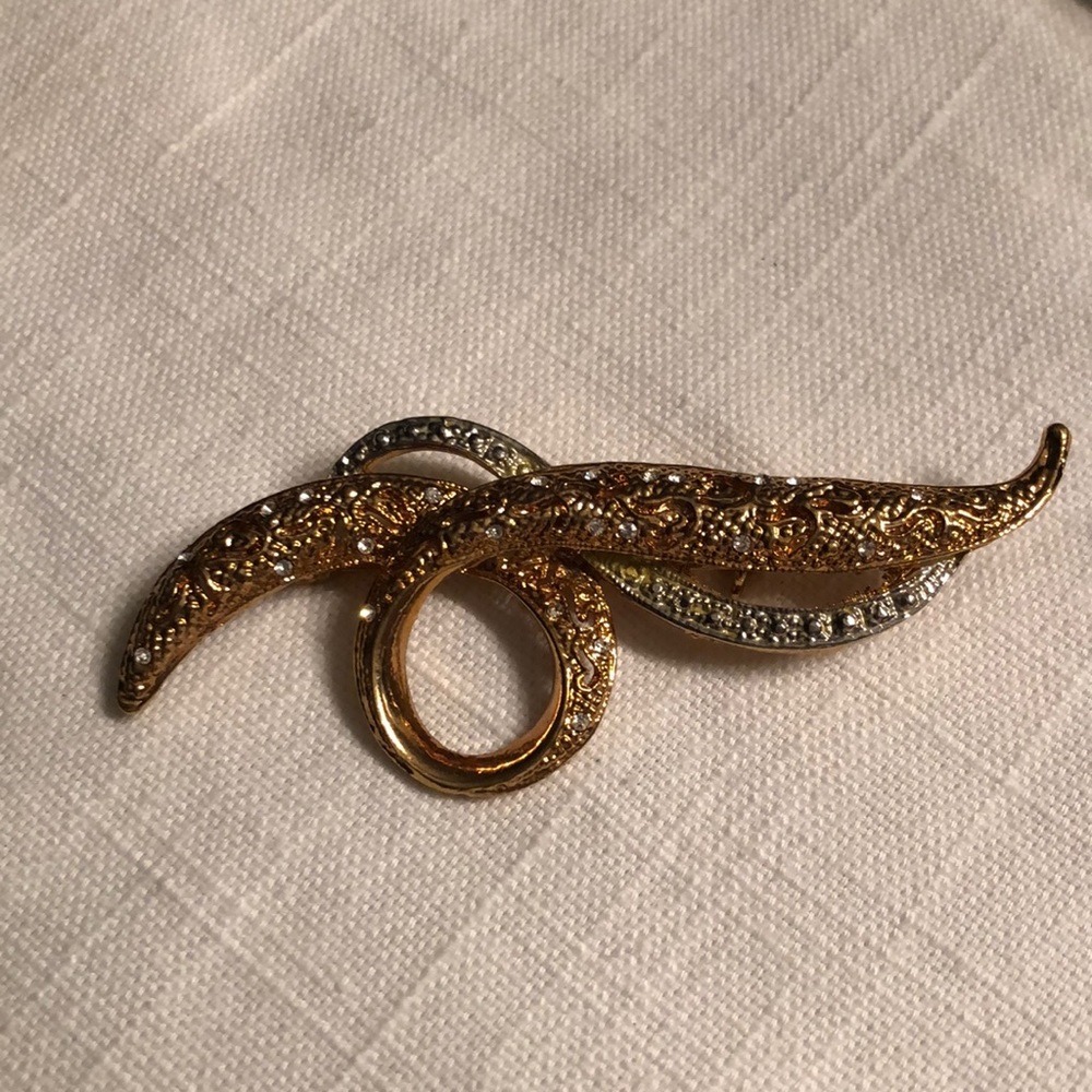 Avon Brooch